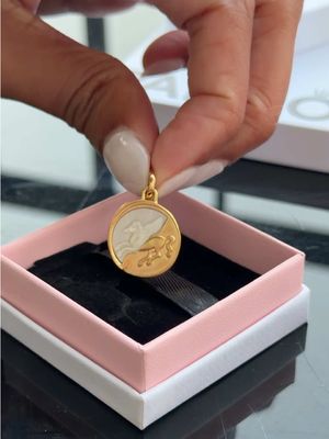 Pandora Pegasus Medallion Charm? I mean how could we not be obsessed 🤭  #PandoraUK  #GiftIdeas #CharmBracelet #JewelleryTok #Pandora