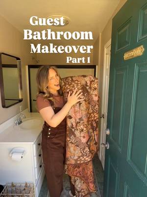 This room is about to be unrecognizable 😍  #bathroom #bathroommakeover #guestroom #shower #neverleaving 