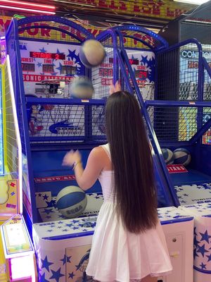 Girls just want to shoot hoops in the arcade 🥹🏀 Dress linked in my showcase 👗 #arcade #corsetdress #whitesummerdress #yarmoutharcade #longhair