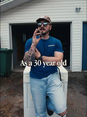 As a creator, I wish I knew this in my 20s. #contentcreator #adviceforyour20s #smallcreator #futureself 