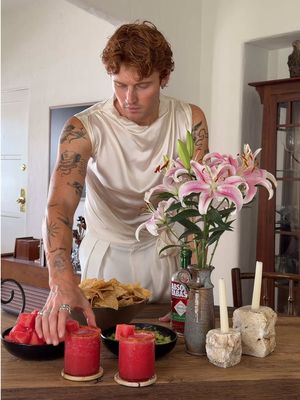 my love language is creating moments with ABSOLUT TABASCO! @Absolut US @TABASCO BRAND #absolutpartner How to make: ⁃ 2 parts ABSOLUT TABASCO ⁃ 1 part watermelon juice ⁃ 1/2 part lime syrup ⁃ 1/2 part agave syrup ⁃ cajun rim with watermelon cube