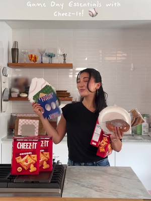 ⚾️ Baseball season at my place means full spread, summer nights, and my non-negotiable snack—@Cheez-It #CheezItPartner Made with 100% real cheese, whether you’re keeping it classic or doing a little extra… they just hit. #WantItNeedItCheezIt #GameNight #gamenightsnack