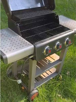 It’s time to get the grill summer-ready 🔥☀️ 