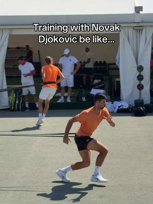 Trying to keep up with Djokovic is not for the weak 😅 #Wimbledon #NovakDjokovic 