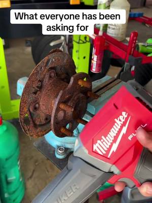 Super impressed with the @Milwaukee Tool milwaukeetool striker hammer so far. Obviously these are just smaller tests. So many people want this test and that test. The reality is we can just wish a job and it magically pop up in the shop. The even more unfortunate reality is usually when we get new tools and want to use it there’s this weird anomaly where we won’t see one for months now that we have the tool 🤣 but so far it has the power I was hoping. Obviously it’s not going to be as strong as the big boys but that’s not the point. If it can do at least 80% of what my air hammers can do I’m going be happy with it. It’s the VERY FIRST of its kind and people keep missing that very important factor. I’ll be continuing to use it and abuse it to give you all my honest opinions of what works and what doesn’t and where improvements may be able to be made.