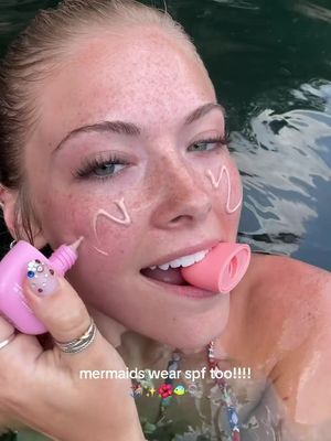 1 year ago today I was larping as a mermaid & now I live in Miami and can be one 24/7 ⭐️💗🫐 #beachmakeup #summermakeup #trending #spfmakeup @Kosas @Colorescience @REFY 