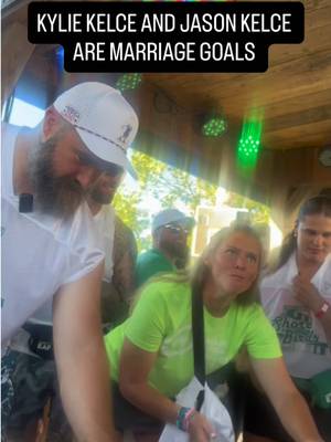 If it’s not this I don’t want it. #TickPick #jasonkelce #cooperdejean #eagles #philadelphiaeagles 