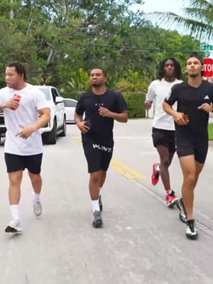That was a good run!   #Viral #AB #COB #DeenTheGreat #Boxing