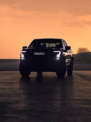 This is the most advanced, luxurious, and powerful GMC Sierra 1500 ever.