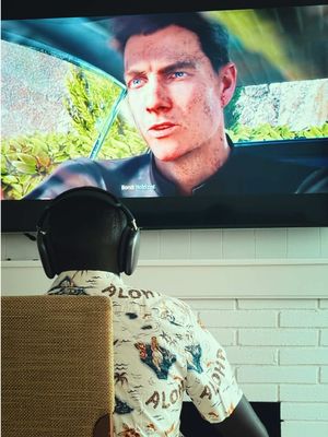 The sign's right there James!! @007 First Light  #earnthenumber  #007firstlight #ad 