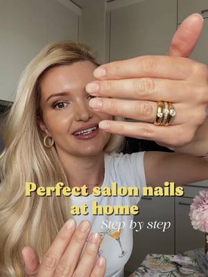 It’s been one week and a half since I made this video and my nails look intact😳 I used @essie glass nails in colour Crystal Ball, but I also liked Cin Cin colour a lot ❤️ Do you do your nails at home or you prefer the salon? ❤️ #glassnails #summernails #nails AD