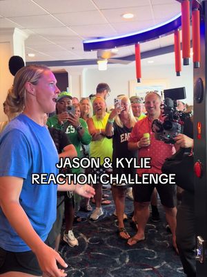 You can see the exact moment @Kylie Kelce accepted defeat 