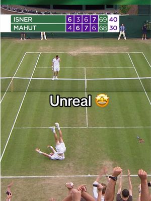 Check the score board 😯 #Wimbledon 
