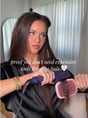 Emphasis on the GLOSS. 👏✨ @Nicole used our Remington® Gloss™ Hair Dryer and 2" Flat Iron to achieve this glassy look and we’re obsessed. #RemingtonHair #hairstraightener #blowdryer