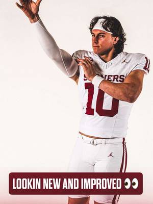 Mateer looking jacked at the manning passing academy 😤💪 (🎥: snowlikejon / X ) • • • •  • #OUDNA #BoomerSooner #Sooners  #OU #Boomer @The College Sports Company 