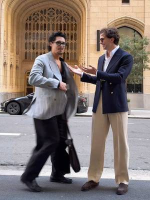 This is how easy men become brothers @Carlos Roberto 