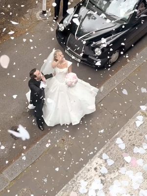 When one confetti moment wasn’t enough 🥲🙊🤍🏹 @Diana, Wedding Content Creator  #confetti #londonwedding #vintagewedding #2026bride #brideandgroom 