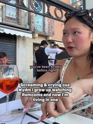 In the city of Romeo & Juliet too 😭Still giggling I caught this on camera 🤭💓  #italy #relationships #italy #romcom #foodillustration 