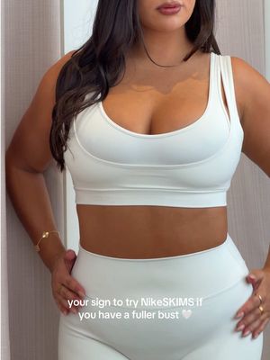 Proof that cute activewear and a fuller bust can coexist 🤍 #activewearhaul #bigbustapproved @SKIMS @David Jones 