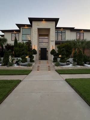 Touring an INCREDIBLE modern luxury custom built home in Frisco, Texas with all the bells and whistles!😮‍💨