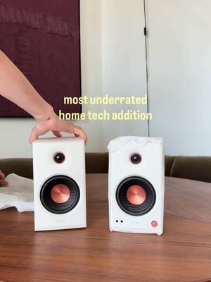 the @Edifier North America MR4.5s are studio monitors that look clean enough to disappear into the setup, and the second you turn them on the whole space levels up. i don't know how I went without them for so long. link to shop is in my bio #sponsored #Home #EDIFIER #MR45 #StudioMonitors