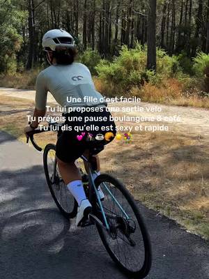 C’est facile finalement 🚴🏻‍♀️💐💕 #womencycling#cyclismefeminin#cyclinggirl#veloderoute#roadcycling 