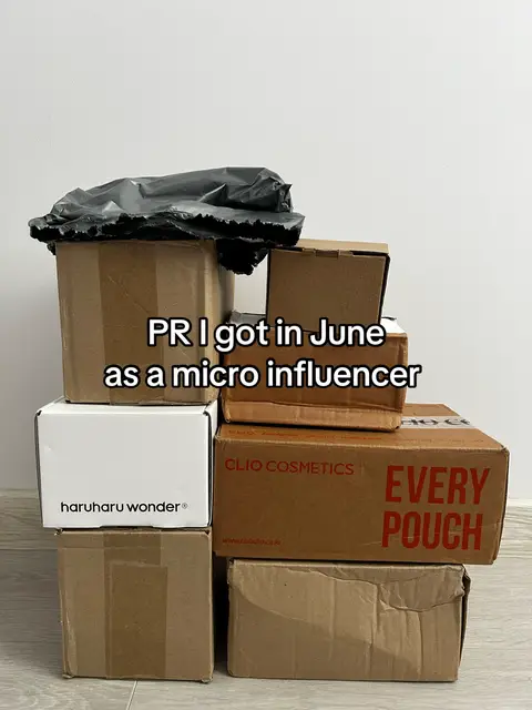 So grateful for every single one of them!💕 @coxir @the SKIN HOUSE @GARNIER OFFICIAL @haruharu wonder @Centellian24 @KSECRET GLOBAL @구달 goodal official @IUNIK  @cliocosmetics_global @cosmetic_jolse  #pr #prhaul #microinfluencer #unboxing #skincare 