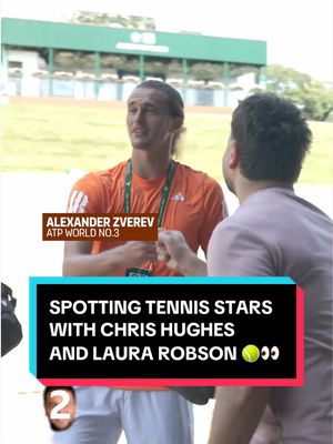 “I just fist bumped a Slam winner, I’ve done it” 😍 #ChrisHughes #LauraRobson #Wimbledon #Tennis 