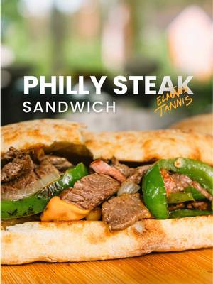 PHILLY STEAK SANDWICH 🥩🥖🔥 Sulīga liellopa gaļa, karamelizēti sīpoli, paprika un siers - AMAZING! 🤤 Recepte tapusi uz kolosālā Weber Slate grila, kas šādām receptēm ir vienkārši ideāli piemērots. 🔥 #gourmando #webergrill #sadarbība 