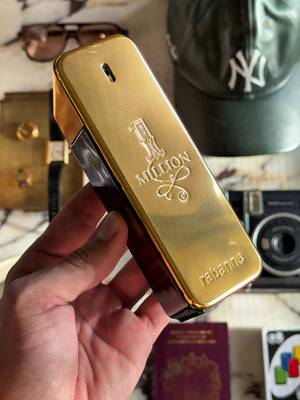 My eurosummer essential has to be 1 million from @rabanne, the strong finishing touch for evenings abroad… in love with this spicy amber scent! #millionbyrabanne #rabanneparfums #LongLastingFragrance *AD