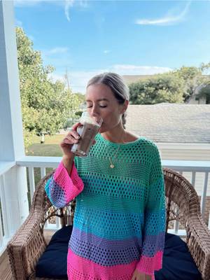 #HCPartner Make our favorite summer drinks after a beach day with me 🥰 The Velvetiser from @Hotel Chocolat USA creates barista-grade drinks that you can make cold in the summer or hot in the winter. We love the different drinking chocolate flavors because they are a great drink to serve across any friends and family who come over!