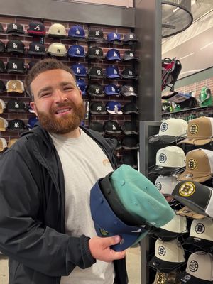 For a Boston sports fan, this is about as close to heaven as it gets. Lids and DICK’S Sporting Goods teamed up to put every Boston team under one roof. Whether you’re repping in Sox, Pats, Celtics, or Bruins gear, they’ve got you covered. Which hat are you walking out with? #sponsored@Lids 