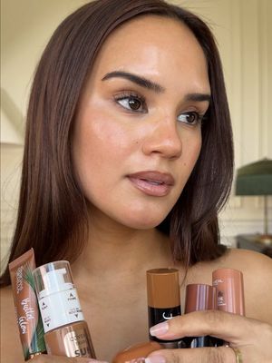 Reviewing new drugstore bronzer launches Physicians formula contour wand (more of a bronzer color in my opinion) Wet n wild fluff bronzer Elf soft glam cream bronzer Loreal lumi bronzer stick  Physicians formula sun tint Elf blush tint in maple latte  Covergirl sun & sculpt serum bronzer Drugstore makeup, makeup reviews, product reviews, affordable makeup, bronzer reviews, summer makeup, new makeup, favorite makeup. #drugstoremakeup #affordablemakeup #makeupreview #bronzer 