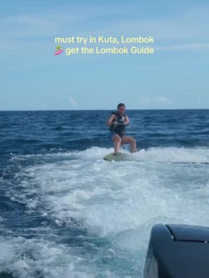 Must-try in Kuta, Lombok and everything I've found in 3 years! 100+ more in the Lombok guide 🍸 Eat & drinks 🏄🏼‍♀️ Surf 🌴 Beaches 💗 Shops 🌺 Hotels, villas, hostels 🧘🏼‍♀️Wellness ✨ and all the logistics  Get the Lombok guide - Link in bio 🌴 #lombok #lomboktiktok #travelguide 