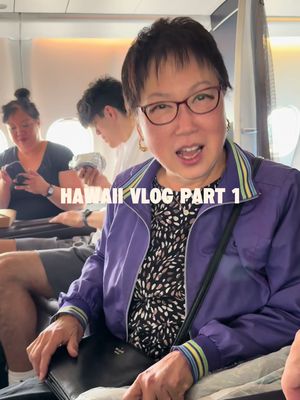 Part 1 of taking mom to Hawaii for the first time. Her reaction to the lay flat seats and seeing her so excited for all the freebies in first class was so fun to see. Hope you enjoy the series!