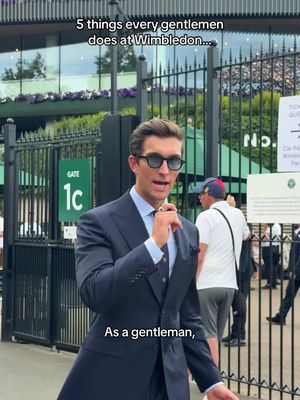 Ad. Do not be the one to pop a bottle of champagne on centre court but do be the one to protect yourself from the sun. @La Roche-Posay is at the Queue Village throughout Wimbledon, stop by if you’ve forgotten your SPF and ensure to protect yourself from the sun. #Wimbledon #tennis #anthelios