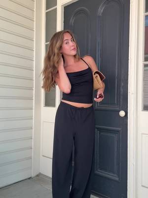 The date night look we're repeating all summer long. The Solstice Pant & Cowl Neck Tank are that girl. 💃