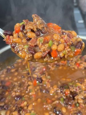 Cowboy Beans! Make these for your next cookout #mrmakeithappen #fyp #foryou 