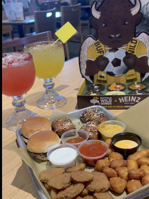 Some days you just need good wings, good fries, and good company. 🍗💛 Buffalo Wild Wings never misses when you're craving comfort food. What's your go-to wing flavor? @Buffalo Wild Wings  #buffalowildwingspartner #newfood #buffalowildwings #wings 
