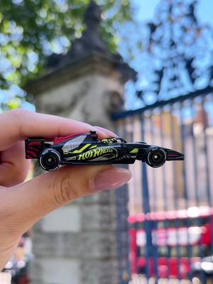 London pit stops to kick off FORMULA 1 BRITISH GRAND PRIX 2026. See you in the Fan Zone!