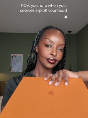 Here’s a little scarf trick I’m currently addicted to ft my favorite Hermes scarf  #scarftutorial #hermes #scarfhack 