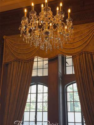 This is not Paris, this is Toronto.. Lost in the beauty of centuries past at @Casa Loma 🏰  #castle #museum #History #todotoronto #travelblogger @Narcity Canada @TodoToronto @blogTO 