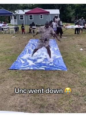 GOING DOWN 😭😅 (@Qamar) #cookout #july4th #slide #funny 