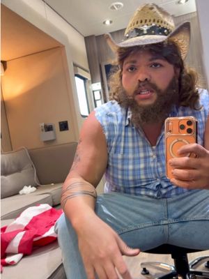 🤠 