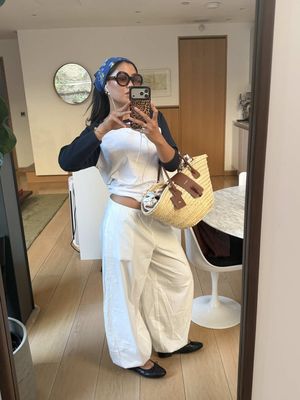 It's a bandana summer!  #outfitinspo #bandana #scarf #scarfhack #headscarf 