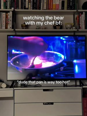 always with the backseat commentary 😭😭😭 #thebear #cheflife 