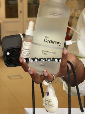 we don’t play w that girl grip 💅 #theordinary #lipbalm #girlgrip #phaexfoliatinglipserum #tiktokshopuk 