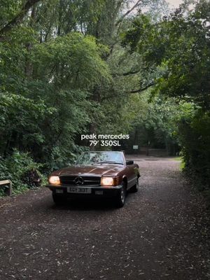 Welcome everyone to my new (old) car - it’s a 1979 Mercedes 350SL R107  #classiccar #cars  #dreamcar #v8 #mercedes carlover 350sl classic cars convertible automatic MercedesSL SL German 1970s retro 