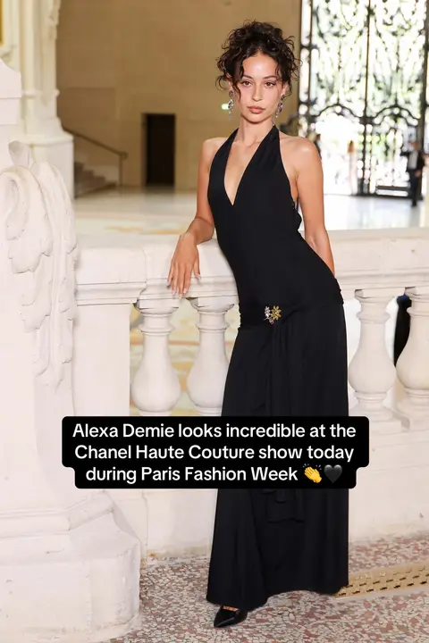 Alexa Demie looks incredible at the Chanel Haute Couture show today during Paris Fashion Week 👏🖤
