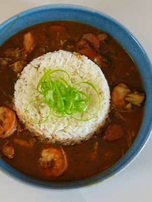 Serving haute cuisine to haute couture 🍲✨ #LawRoach puts my gumbo to the test this Thursday. 👀